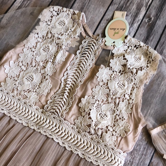 BRAND NEW Doe a dear embroidered tulle dress - Picture 2 of 4